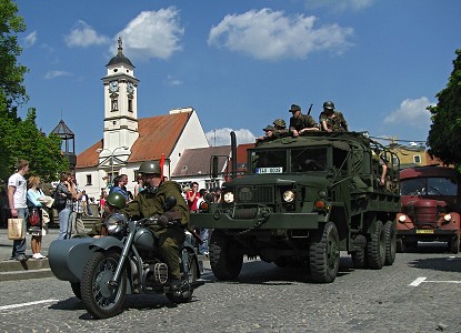img00098